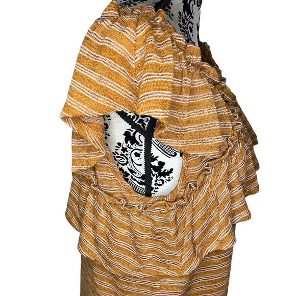 Maurice’s Ruffled Stripe Criss Cross Top Size XL - Picture 4 of 7